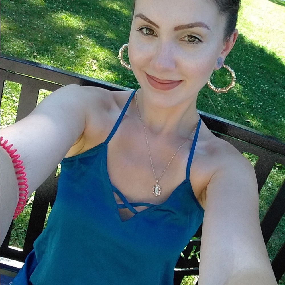 Meet your Posher, Sara